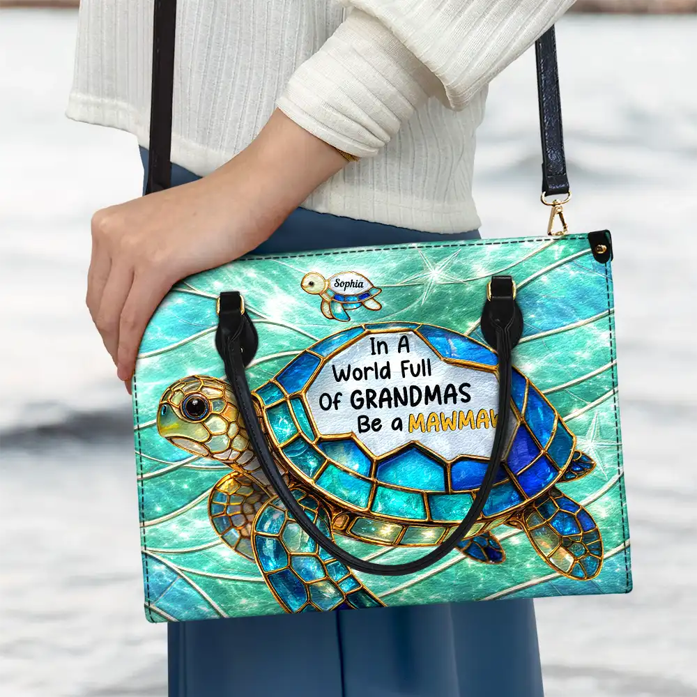 Turtle In The World Full Of Grandmas - Personalized Leather Bag - Image 3